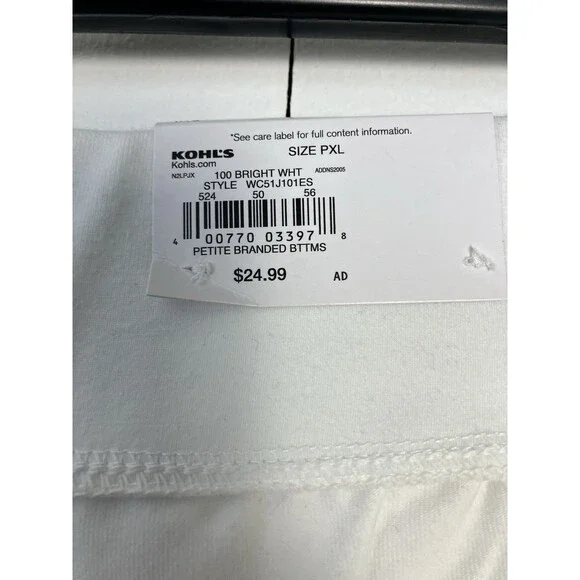 Croft & Barrow Womens Petite XL Skimmer White Bermuda Shorts NWT - Picture 3 of 8